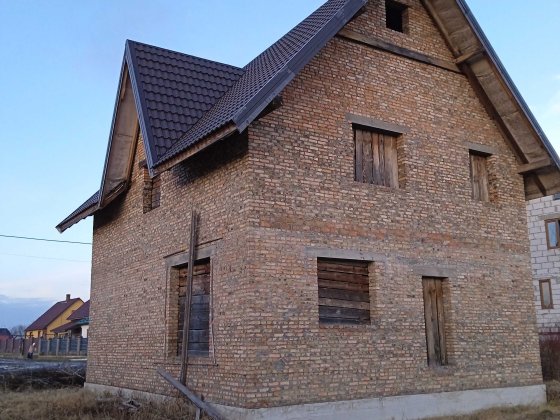 Приватний будинок у м. Любомль Любомль