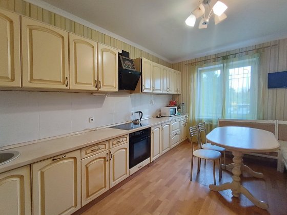 Продаж 3к квартири, вул. Урлівська 30, Дарницький район Київ