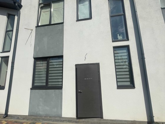 Продам таунхаус 86 м² у Бучі з паркомісцем і теплою підлогою Буча