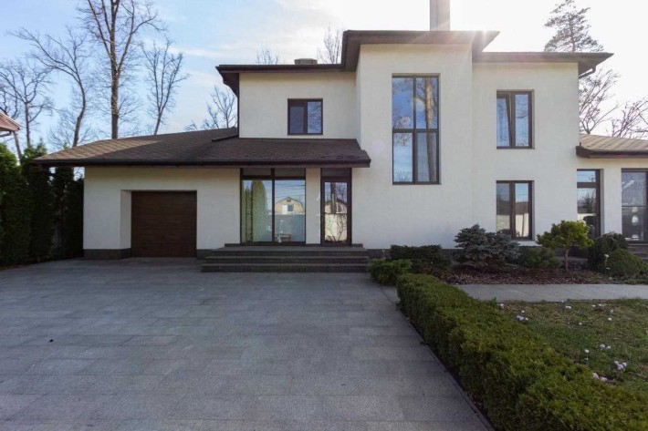 Продам 320 м² комфорту в Бучі — гараж, підвал, екологічне опалення. - фото 1