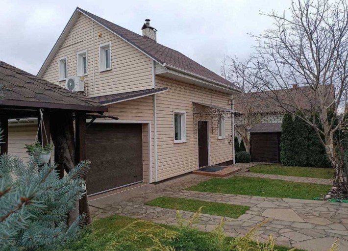 Продам будинок з ремонтом 88 м² у Бучі, 6 соток, гараж - фото 1