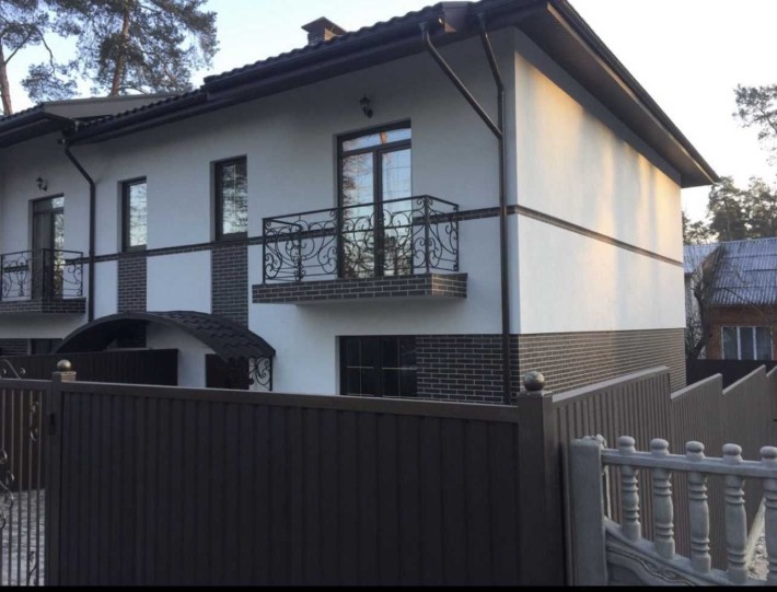 Продам кутовий таунхаус 111 м² у Лісовій Бучі. Мінімальне оформлення - фото 1