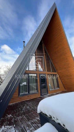 A-Frame у Бучі 116 м² з дизайнерським ремонтом і терасами - фото 1