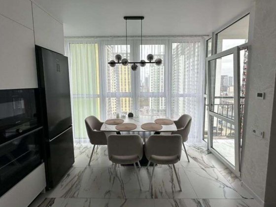 Продаж 3-к квартири вул. Івана Виговського 10с Київ