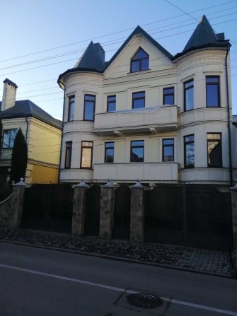 Продаж будинку клубного типу поруч парк ім.Т.Г.Шевченка - фото 1