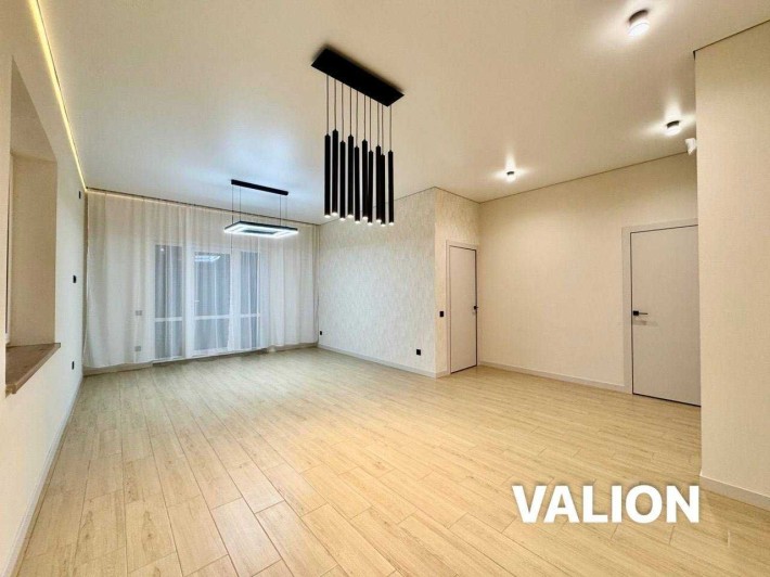 Сучасний БУДИНОК 110 кв.м на7,5 сот- ХОЗБЛОК та НАВІС на 2 Авто -ЦЕНТР - фото 1