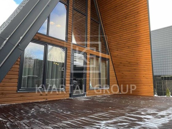 Продаж стильного будинку з ремонтом поруч з парком Буча