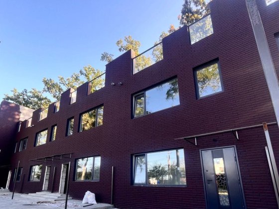 Затишок і якість — твій новий таунхаус у Бучі Буча