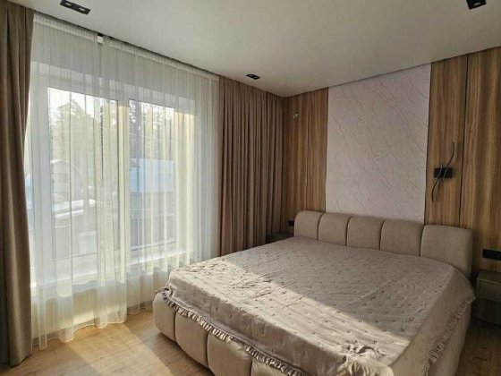 Таунхаус з дизайнерським ремонтом в центрі Ірпеня.ГАЗ.Зарядка для авто Ірпінь