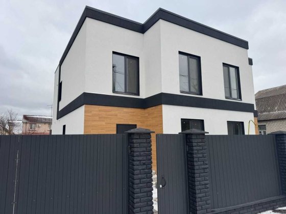 Продам сучасний дуплекс 120 м², 3 сотки, Бровари Торгмаш, без %, новий Бровари