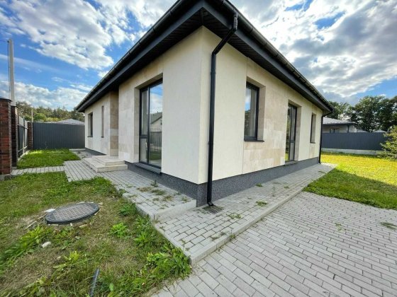 Сучасний енергоефективний будинок 112 м² з терасою на 6 сотках Буча