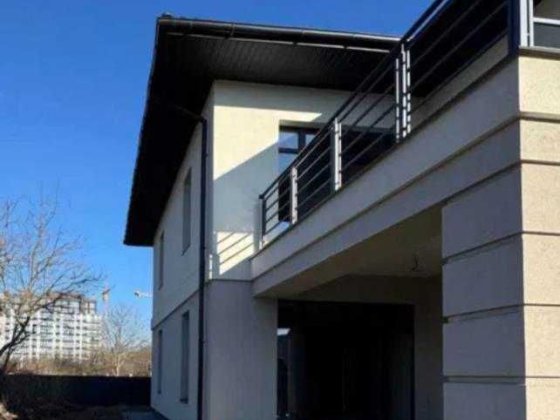 Будинок поруч Міського Озера з зем. ділянкою 9 сот. Ивано-Франковск