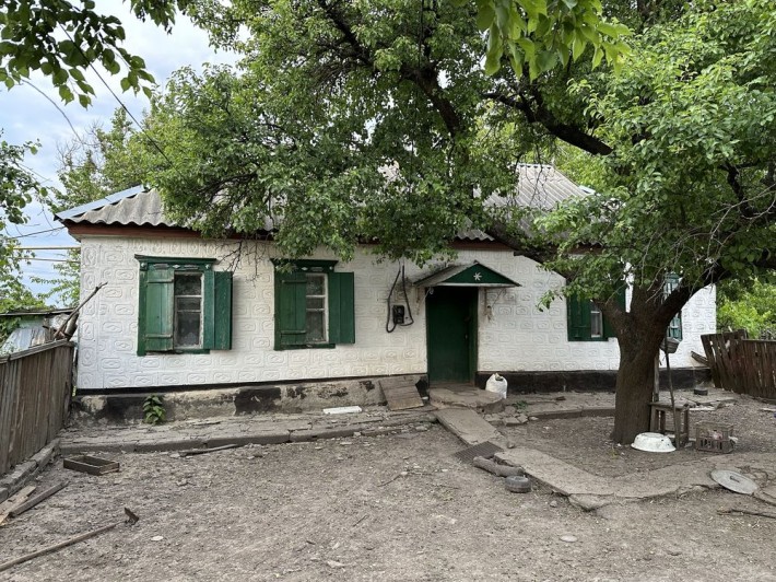 Будинок з присадібною територією - фото 1