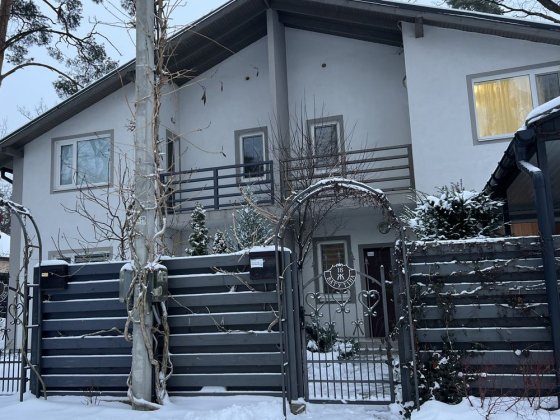 Двоповерховий дуплекс з ремонтом та меблями в Бучі Буча