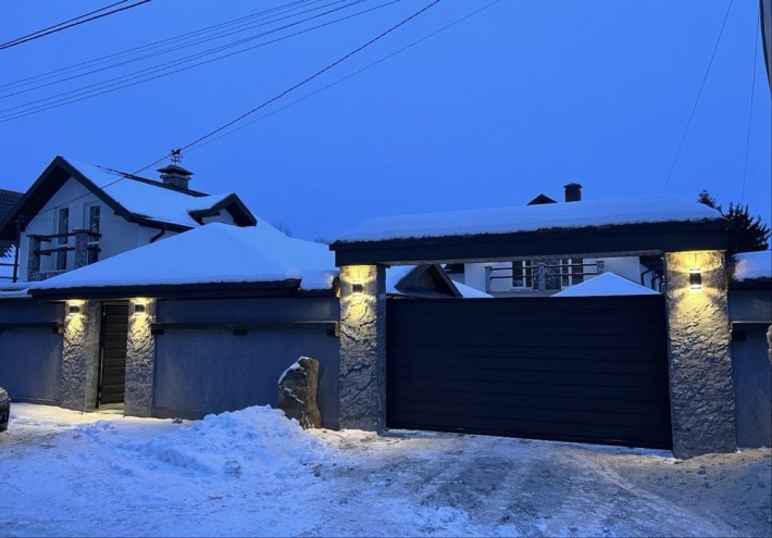 Продаж Нового 2-х Будинку 160 кв.м  5 сот Евроремонт Центр міста - фото 1