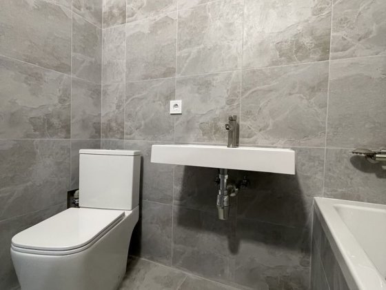 Терміновий продаж від власника !!! Таунхаус з ремонтом за 58 499 $ !! Буча