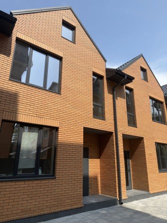 Від забудовника! Готовий таунхаус в центрі Ірпеня! - фото 1