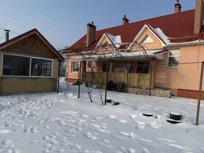 Продаж будинку .на два окремих входа. Газифікований, - фото 1