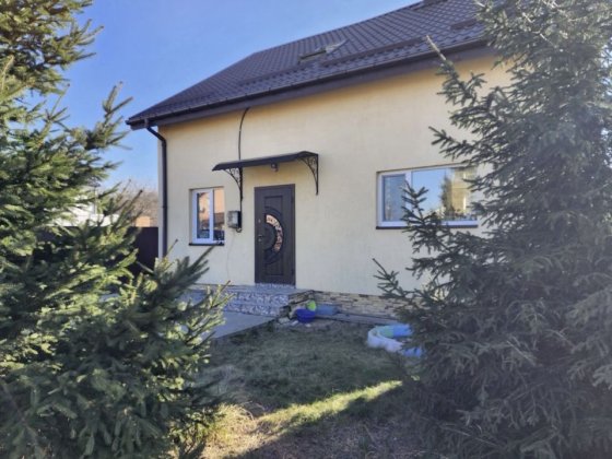 Будинок з гарним ремонтом в центральній локації м. Буча! Буча