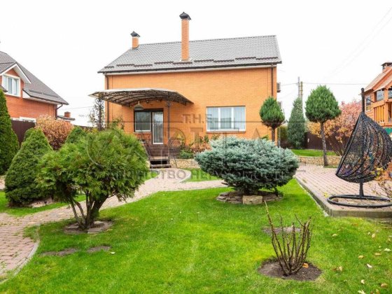 Продаж будинку 193 м2 13 сот з басейном, сауною вул. Сосюри, Бориспіль Бориспіль