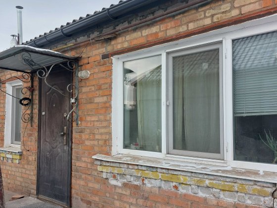 Продам будинок в селищі Божедарівка.