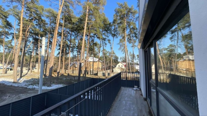 Супер просторий стильний та сучасний таунхаус - фото 1