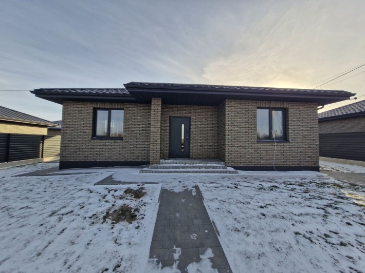 Продаж сучасного будинку з ремонтом! - фото 1