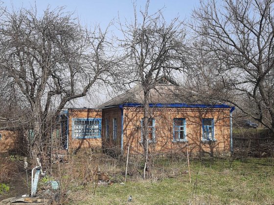 Продається затишний дім