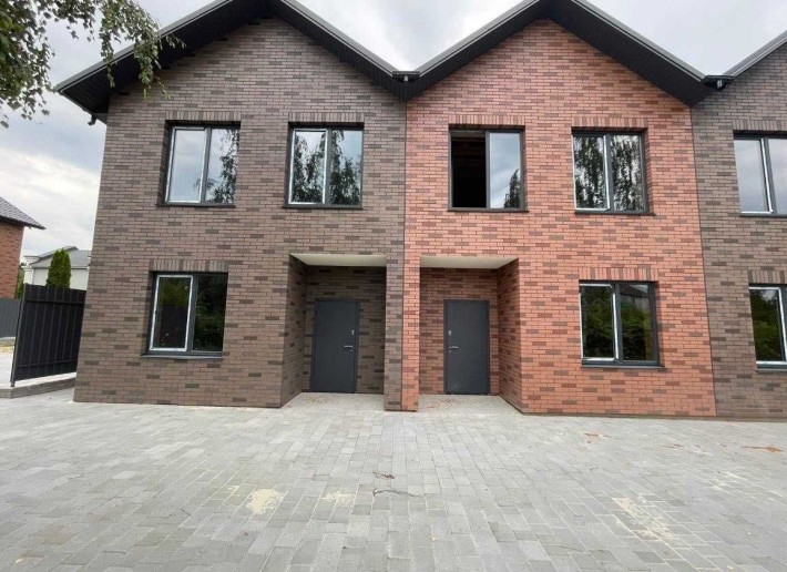 Таунхаус в Бучі, район Новуса, Газ, все центральне, 118м2, 90000уо! - фото 1