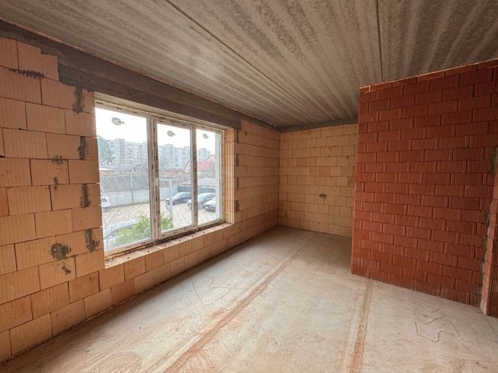 Таунхаус у центрі міста 125м2, 4 кімнати Є ТОРГ‼️3 поверхи + ділянка - фото 1