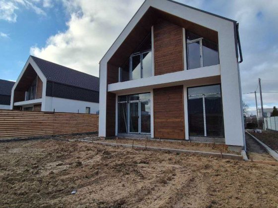 Продам будинок у Бучі  127 м² + 4 сотки в гарній локації Буча