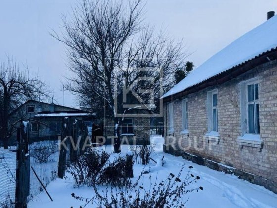 Продам будинок під ремонт в Бучі, ділянка 11.3 сот! Буча