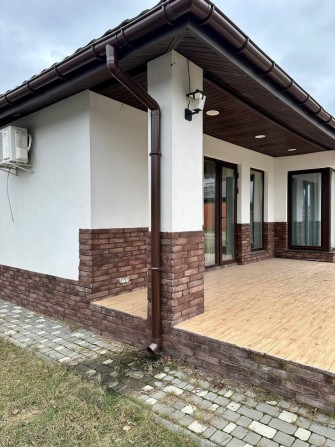 Одноповерховий будинок з ремонтом та меблями на 6-ти сотках. Буча - фото 1