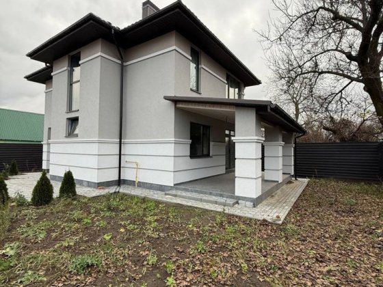 Будинок в центрі Бучі зі всіма комунікаціями і газом! Можна в ЄОселю! Буча