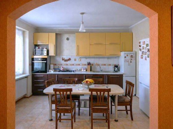 Будинок з Ремонтом. ТРЦ " Київ" поруч. До Центру 8хв Полтава