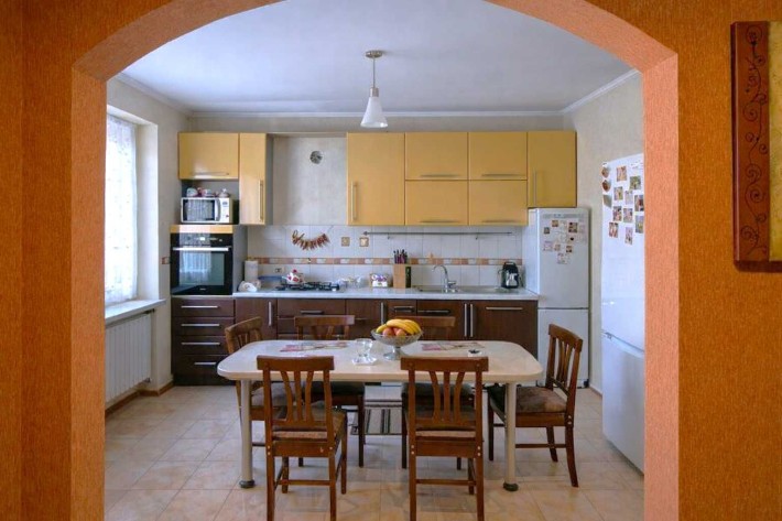 Будинок з Ремонтом. ТРЦ " Київ" поруч. До Центру 8хв - фото 1