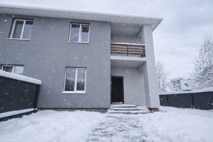 Просторий дуплекс біля Бучанського парку. 3 сотки, балкон, задній двір - фото 1