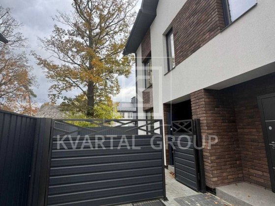 Кутовий таунхаус 120м² з власним двором, Ірпінь Ірпінь