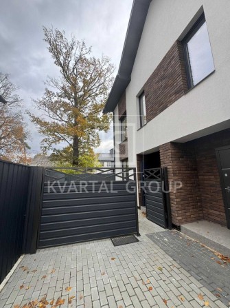 Кутовий таунхаус 120м² з власним двором, Ірпінь - фото 1