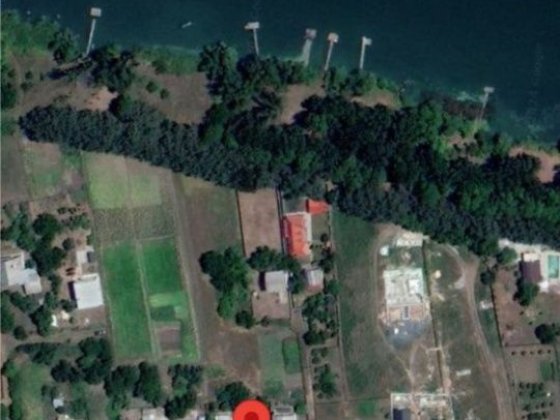 Продам дом на берегу Искровского водохранилища с прямым выходом к воде