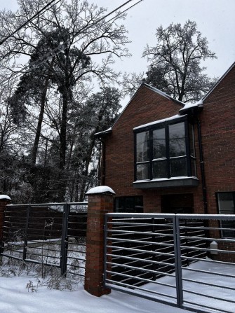 Таунхаус - 95 м2, центральні комунікації. Вул. Університетська. Парк - фото 1