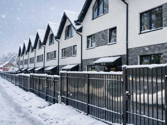 Таунхаус 120 м² з газом, міськими комунікаціями та власним паркомісцем Буча