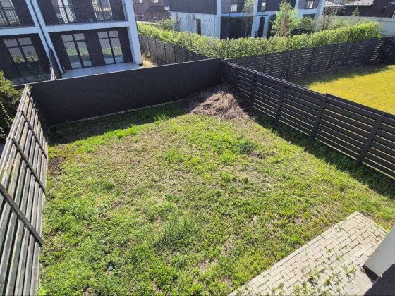 Таунхаус в Ірпені 107 м2, 3 сотки, парковака 2авто, закрита територія Ірпінь