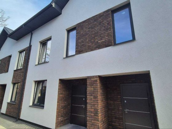 Таунхаус біля парку "Дубки" з центральними комунікаціями Ірпінь