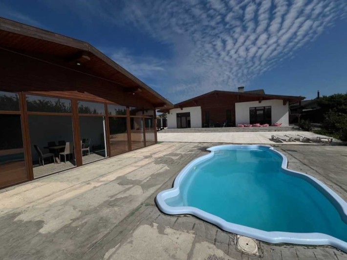 Чудовий будинок з басейном в Рибцях КОД:20835 - фото 1