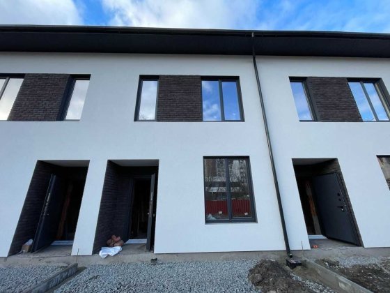 Таунхаус 90 м² з газом,  та можливістю мансарди +45 м² в центрі Ірпеня Ірпінь