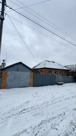 Будинок цілий, 10 школа - фото 1