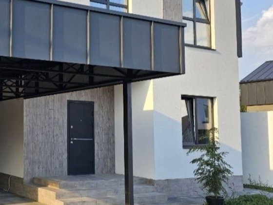 Р-н 700річчя, вул. Кобзарська/Амбросова Черкассы