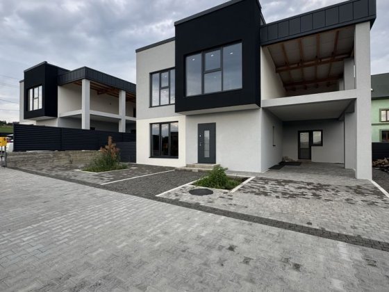 Продаж сучасного будинку 10хв ТЦ Майдан! Чернівці