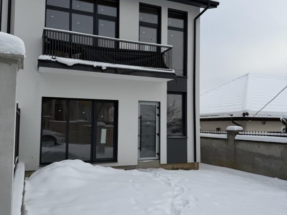 ЄОселя , ЄВідновлення , котедж , дуплекс , будинок , Червениця Ужгород